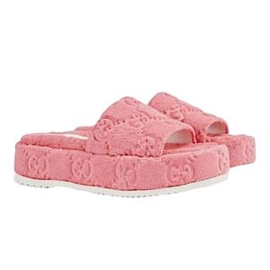 NIB Gucci Pink Angelina Terrycloth GG Monogram Platform Luxury Slides & Box 6.5